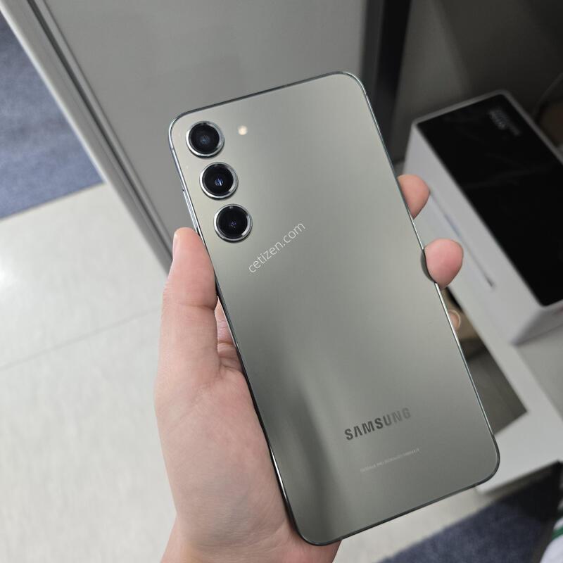 ƯAA���ܻ� ������ S23 ���� 256GB SK  ��������