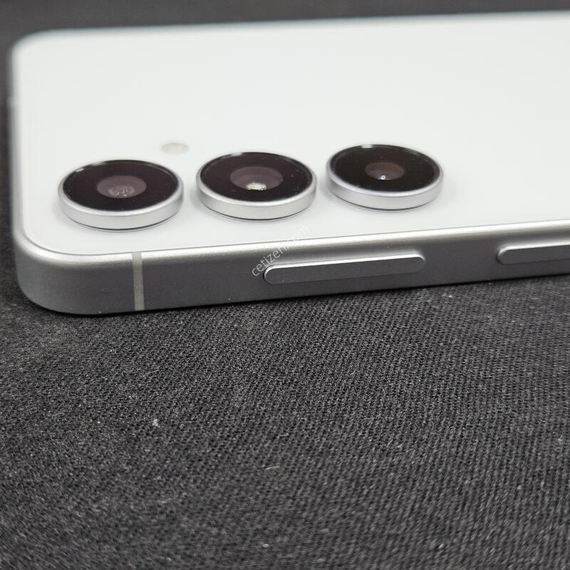 ������S25 FE 256GB �ڱ���