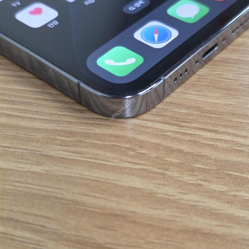 13���� 256GB