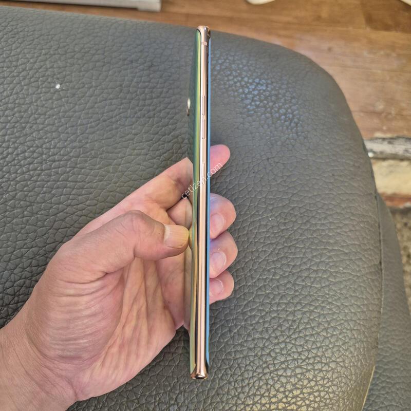 G900