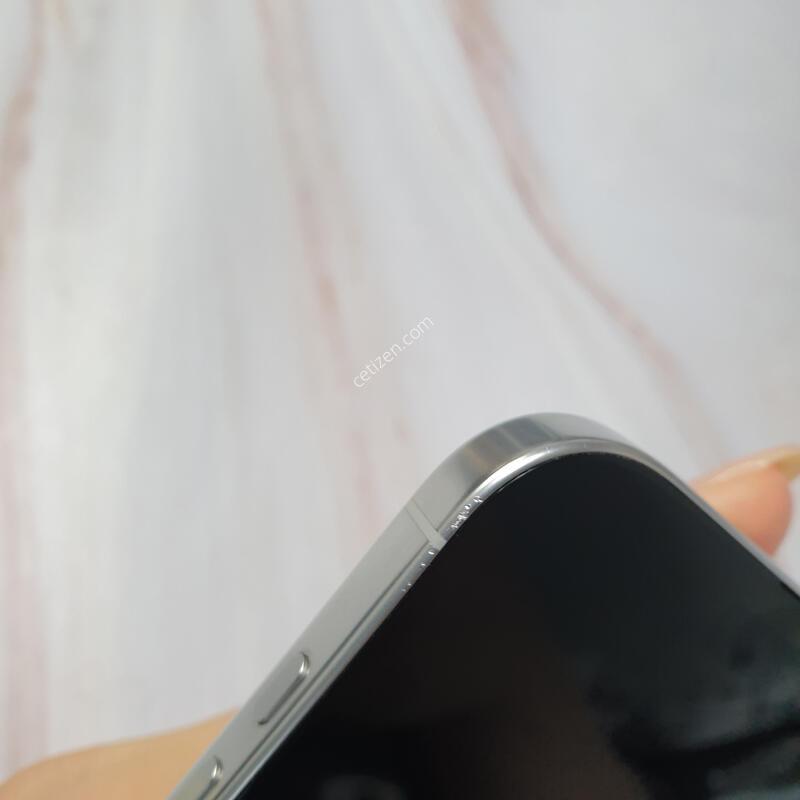 ������16���θƽ� ȭ��ƮƼŸ�� 256G ������ �Ǹ��մϴ�