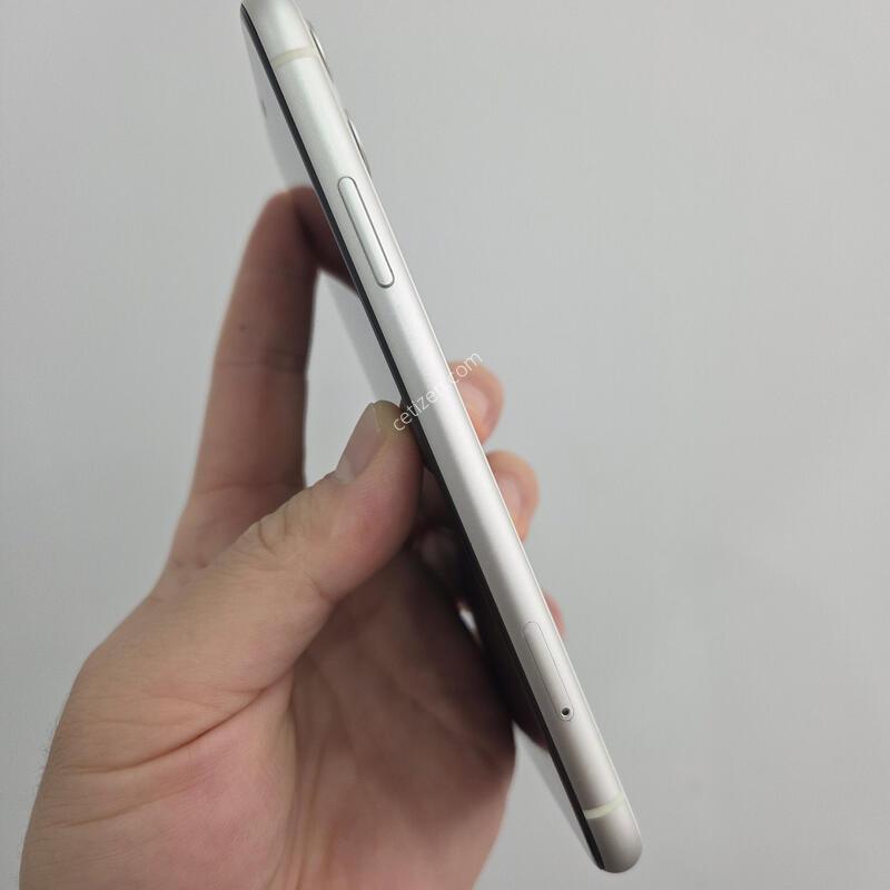 ������11 128GB ȭ��Ʈ