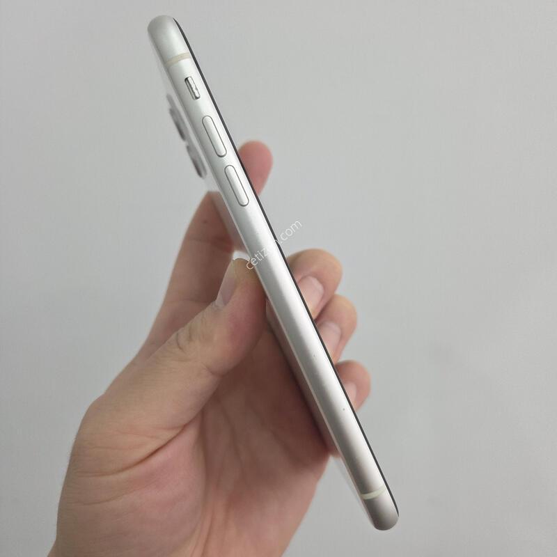 ������11 128GB ȭ��Ʈ