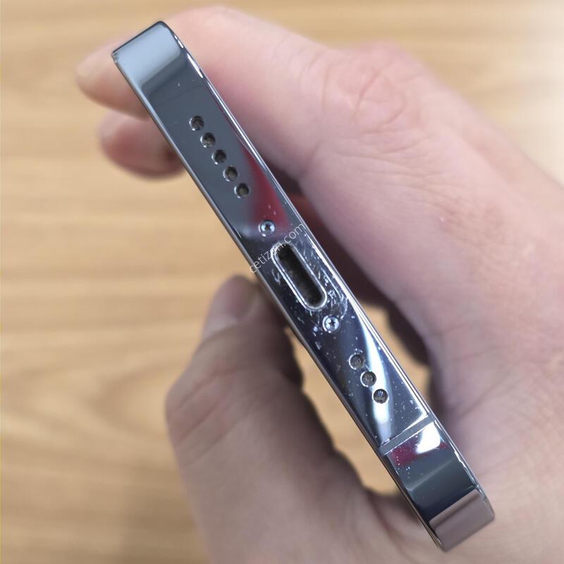 13���� 256GB