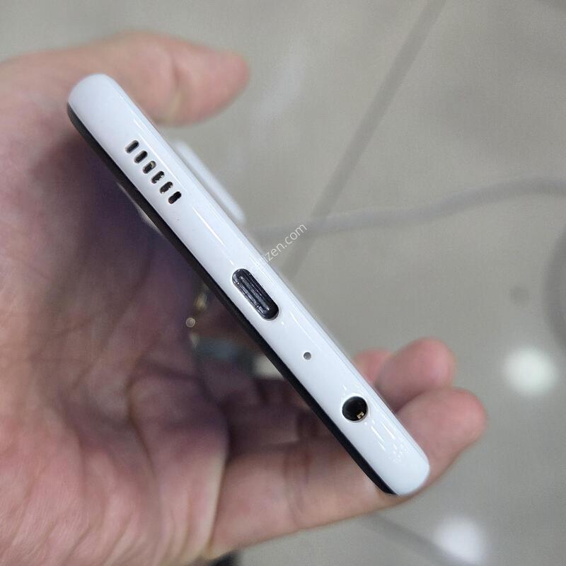 A235L ȭ��Ʈ �Ǹ��մϴ�