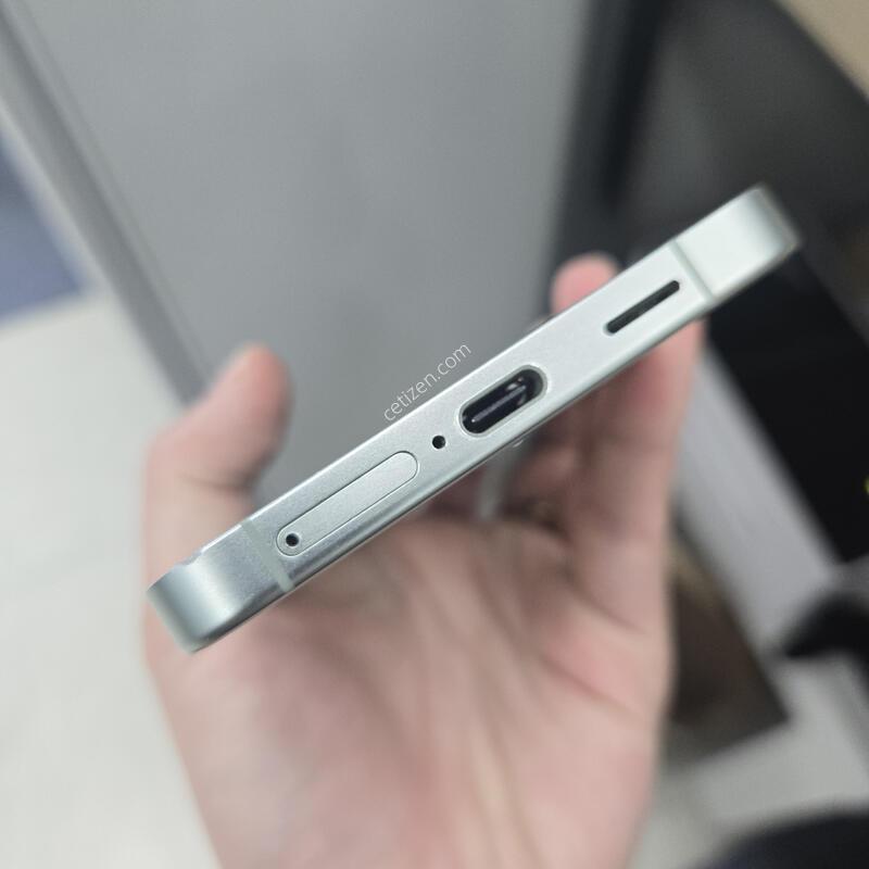 ������ S24+ ���̵�׸� 512GB �ڱ��� �����������ܻ�