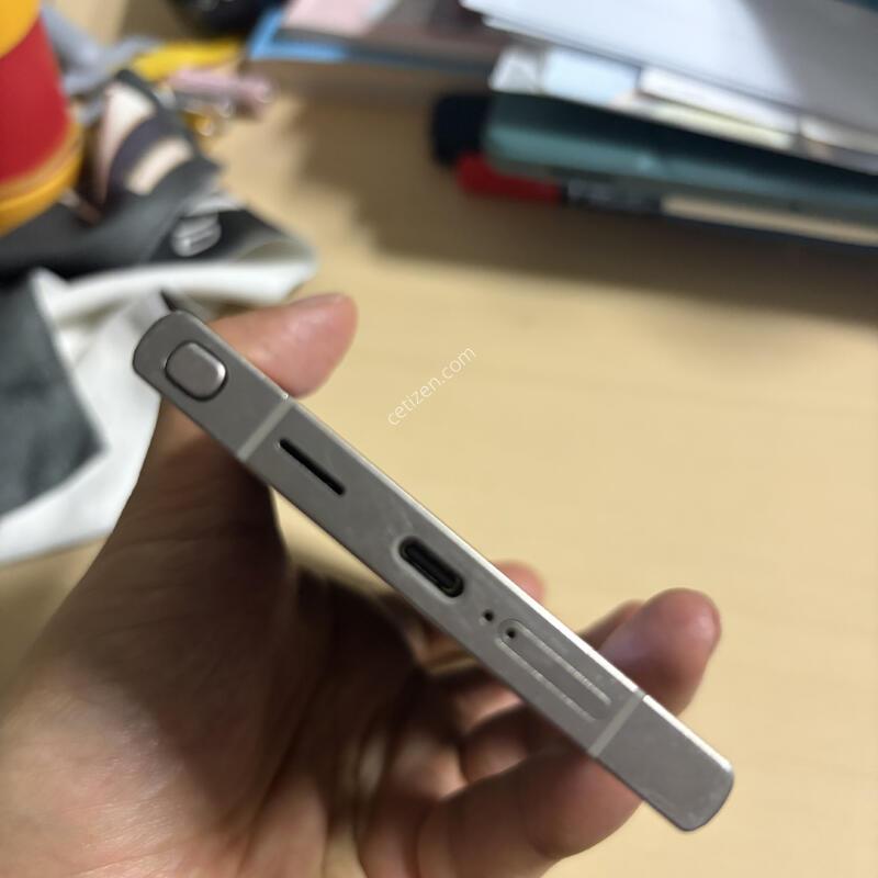 ������  S24 ��Ʈ��  ���� ����  �Ǹ��մϴ�.