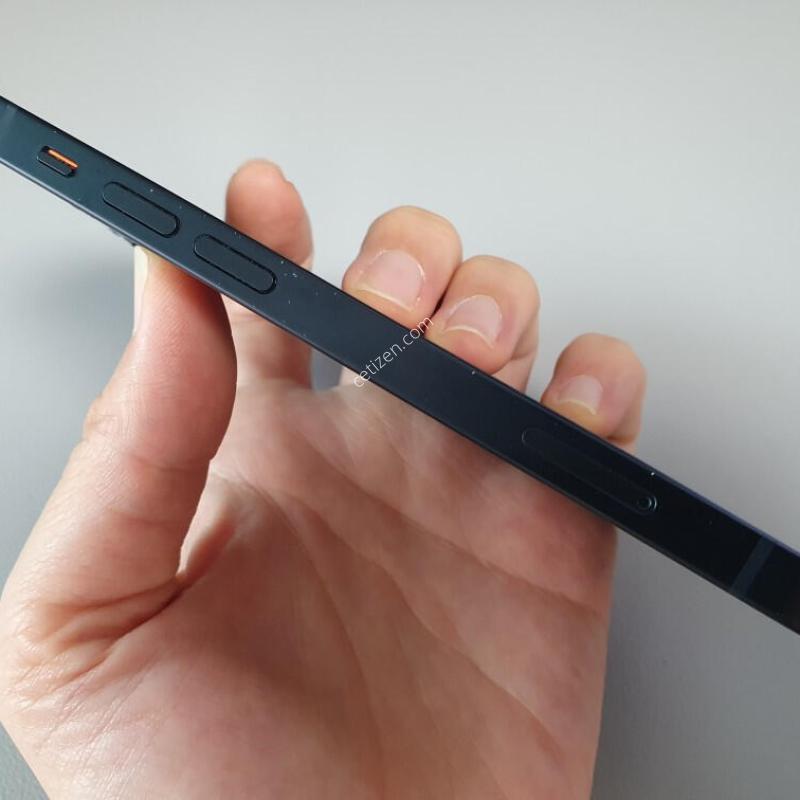 ������13 �̴� / 128GB / ���� / ���͸����� 72%