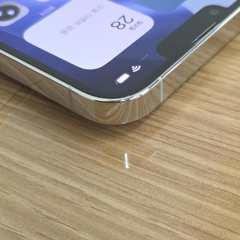 13���� 256GB
