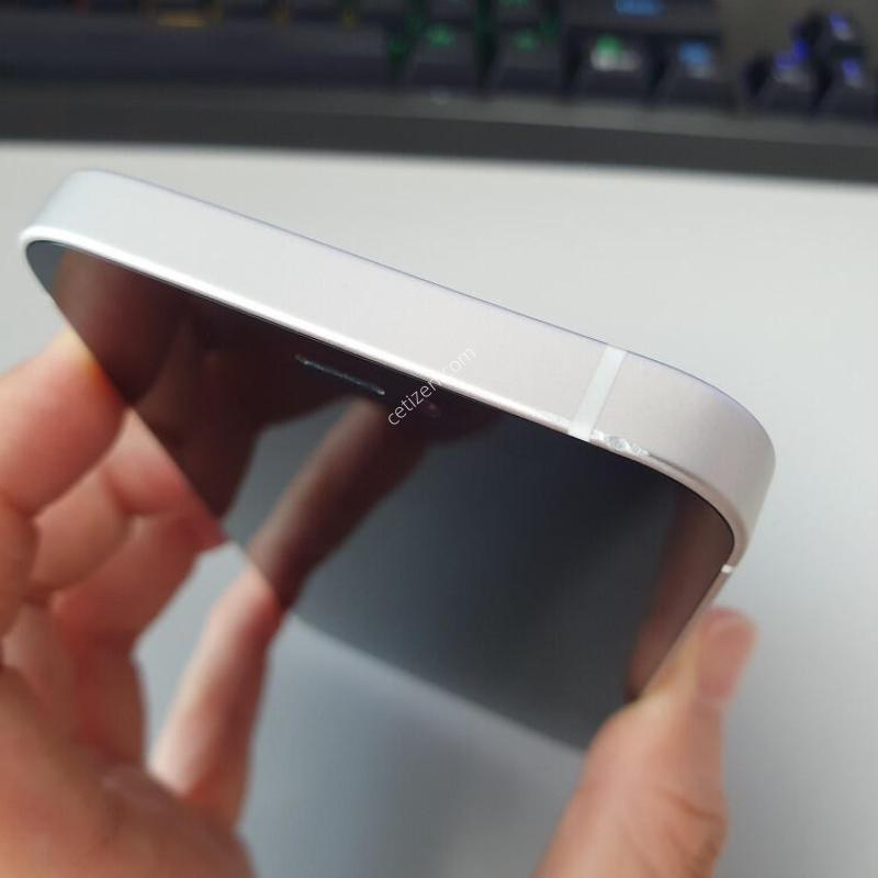 ������12 �̴� / 128GB / ȭ��Ʈ / ���͸����� 84%