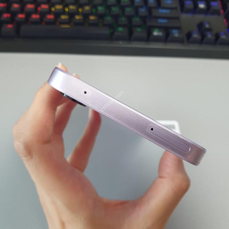 ������ A35 / 128GB /  ���϶�