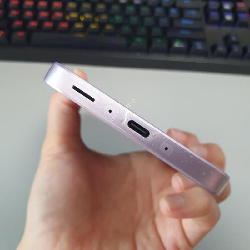 ������ A35 / 128GB /  ���϶�