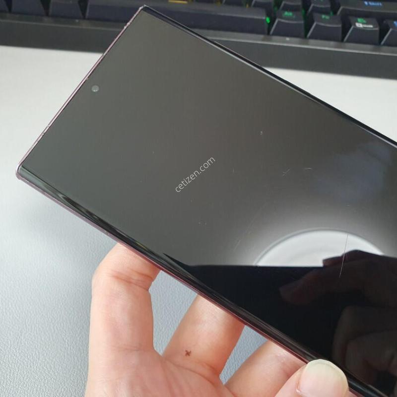 ������ S22 ��Ʈ�� / 256GB / ���ǵ�