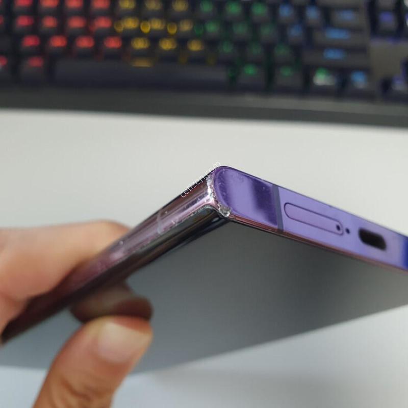 ������ S22 ��Ʈ�� / 256GB / ���ǵ�