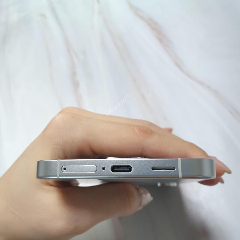 LG ������ S24+ �׷��� 256G A�� �Ǹ��մϴ�