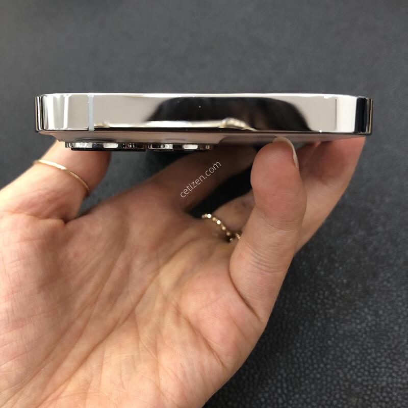 ������13���� ȭ��Ʈ 128G,����� ���ƿ�
