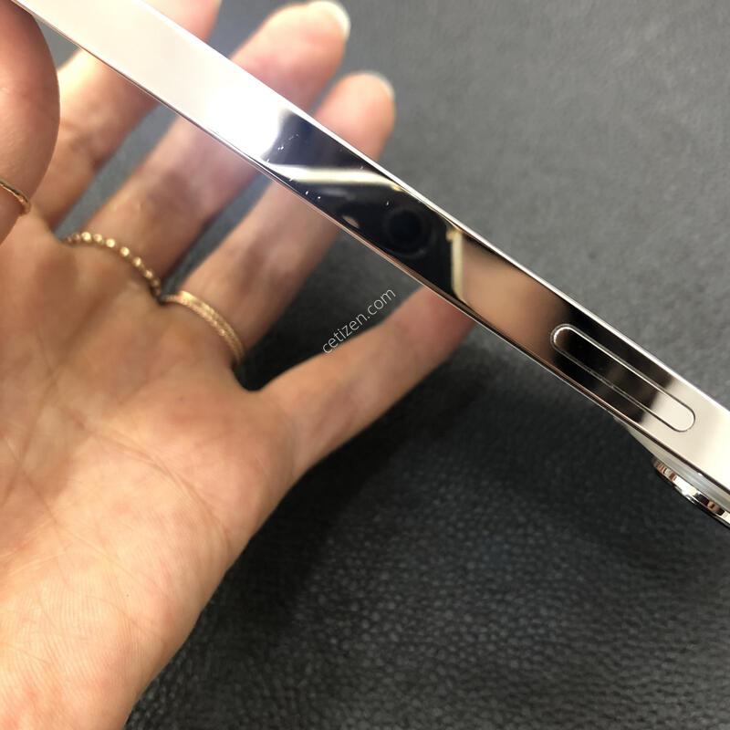 ������13���� ȭ��Ʈ 128G,����� ���ƿ�
