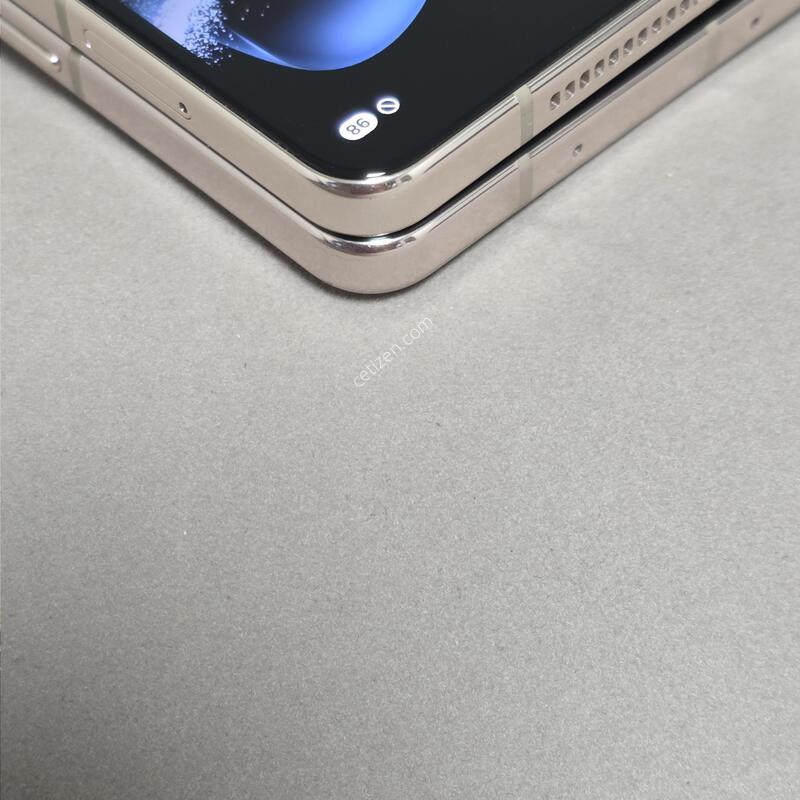 ������Z����4 256GB