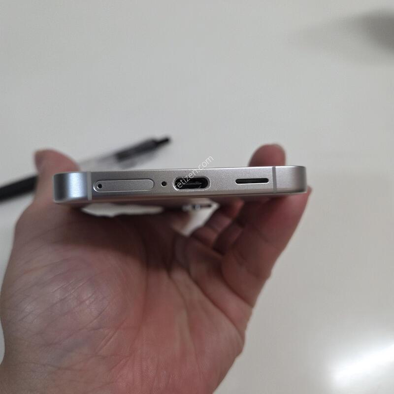 Kt�������� A�� S24�׷���256GB