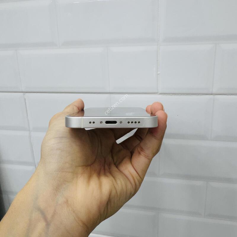 ������ 13 �̴� ȭ��Ʈ 256GB