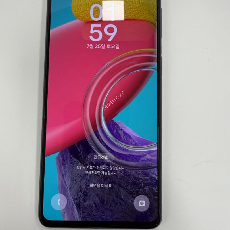 ����������3 5G 128GB ���� �Ǹ��մϴ�.