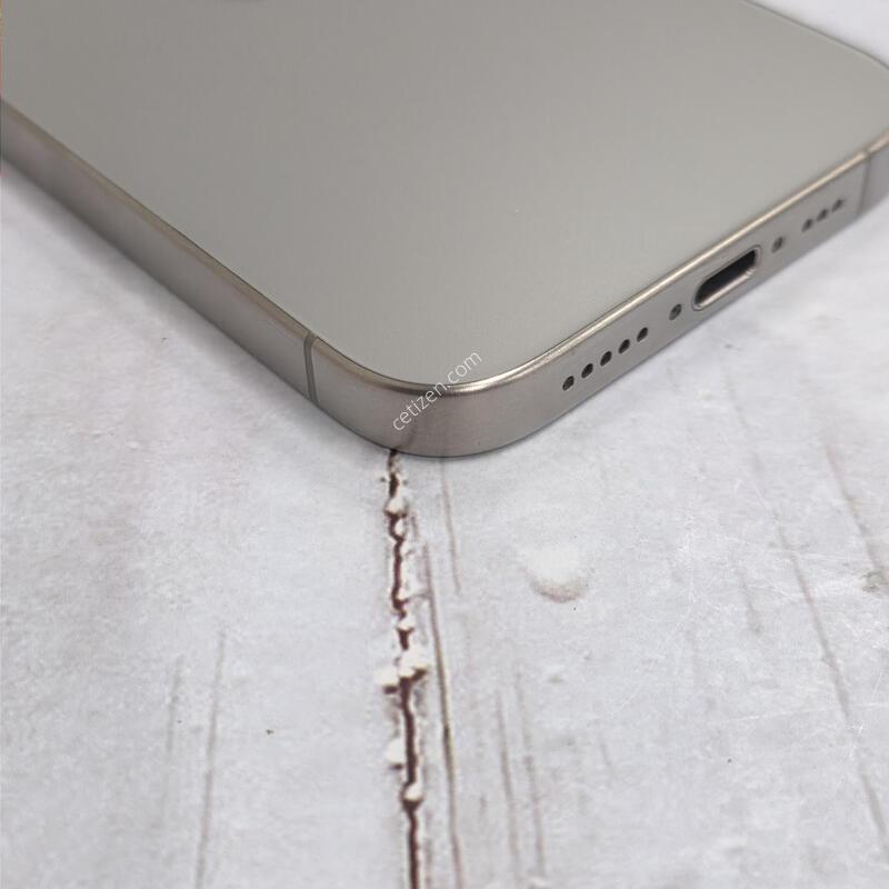 15���� 256GB