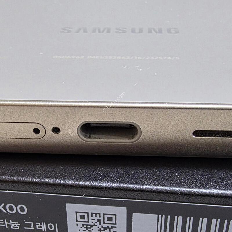 S24 ��Ʈ�� 512gb �Ǹ��մϴ�.
