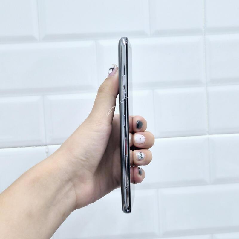 LG X4 32GB �׷���