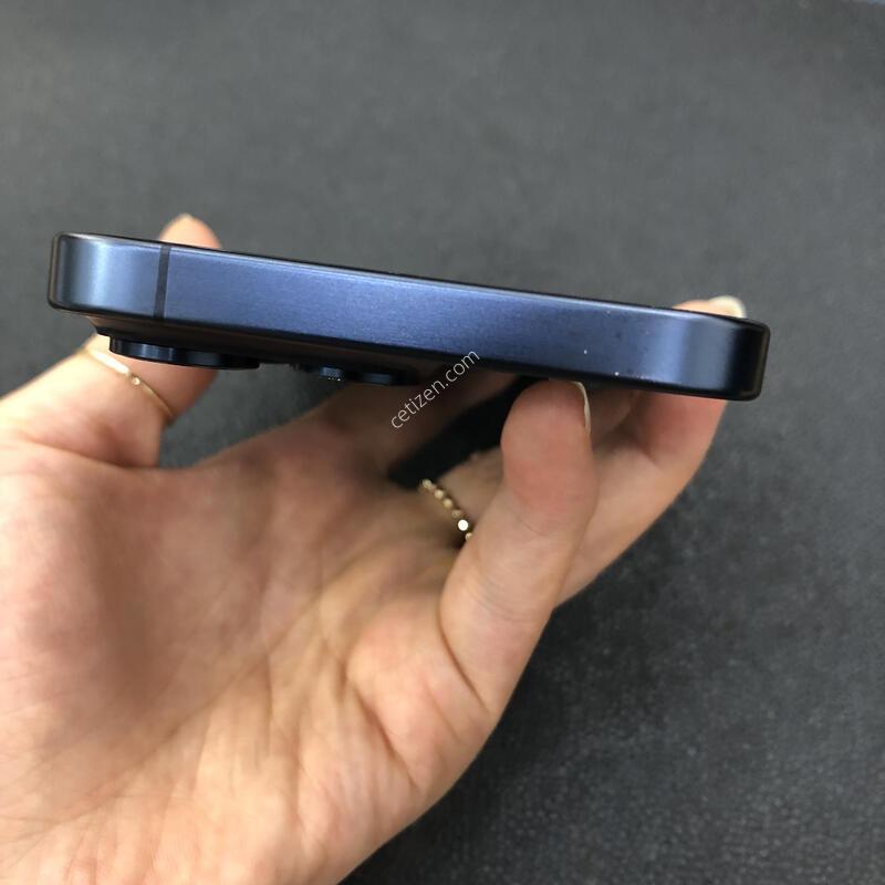 ������15���θƽ� ���� 256G,�����ϰ� �Ǹ��մϴ�