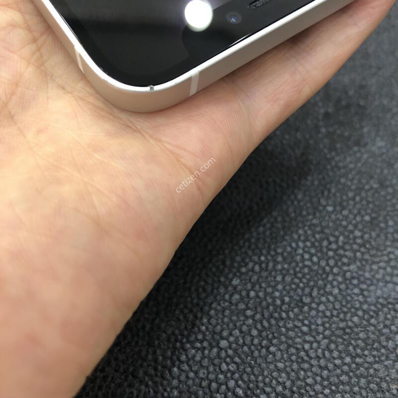 ������12�̴� ȭ��Ʈ 128G,����� �ֻ�,���� S��,���� ���⽺