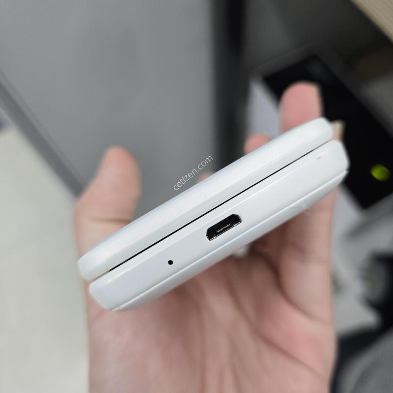 ������ ����2 2021 ȭ��Ʈ 32GB ���ܻ����