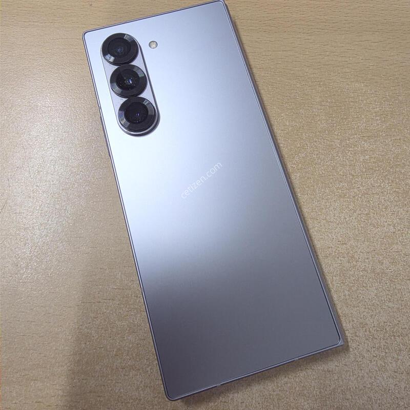 ����6 256GB