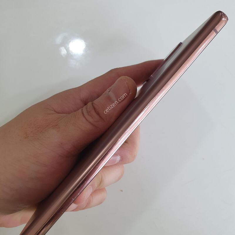 �����ó�Ʈ20 256G ���ܻ� ���±� �߰��� �����