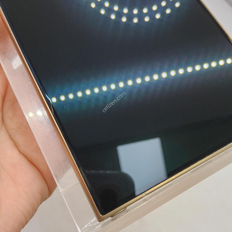 S24��Ʈ�� ���ο� 256�Ⱑ