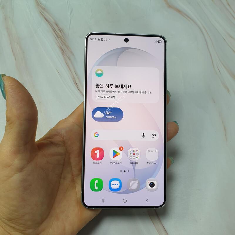 KT ������ S26 ȭ��Ʈ 256G S�� �Ǹ��մϴ�