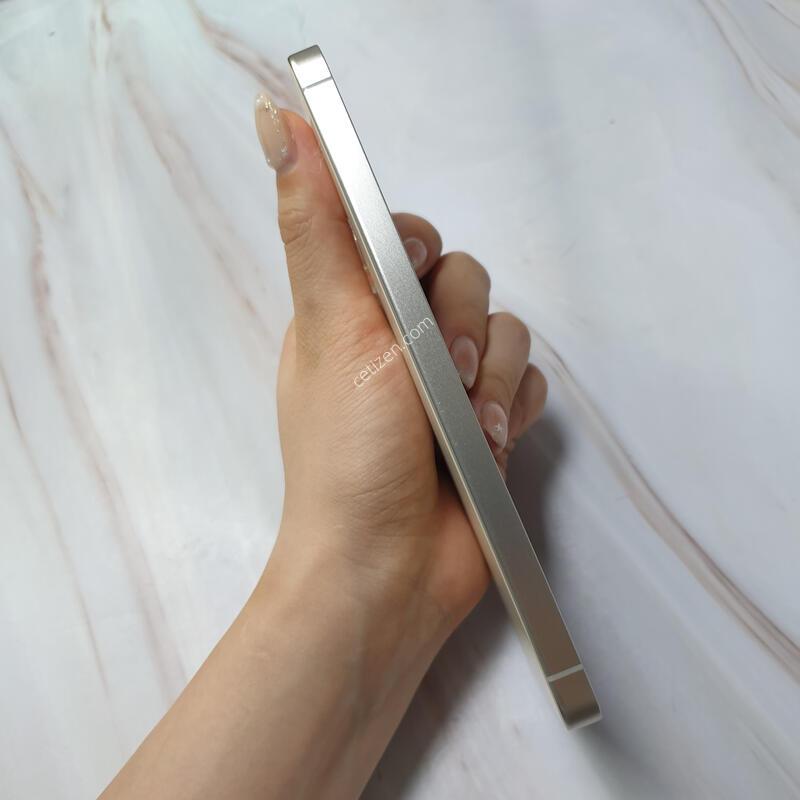 LG ������ S24+ ���ο� 256G A�� �Ǹ��մϴ�