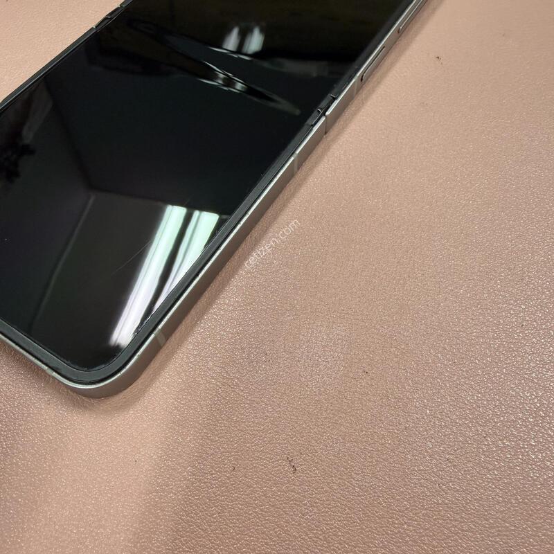������Z�ø�6 �׷��� 256GB