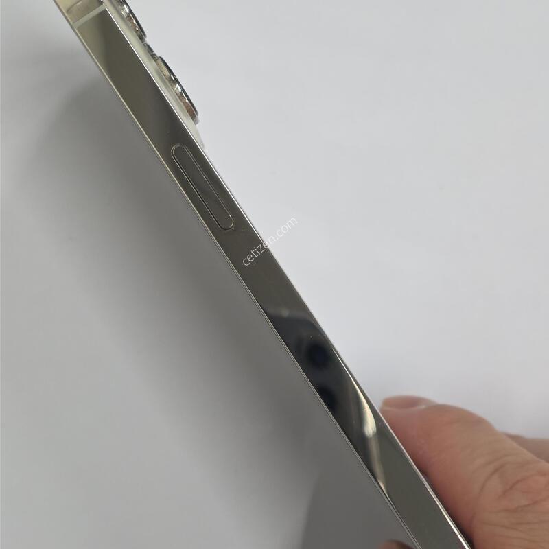13���� 256GB