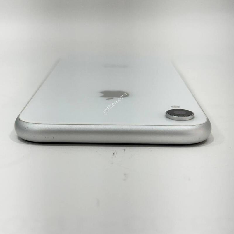 ������XR ȭ��Ʈ 64GB/74% Y2083