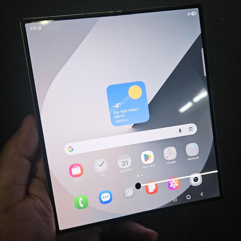 ������ ����6 256GB �ǹ� �������� �Ǹ�
