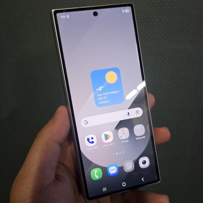 ������ ����6 256GB �ǹ� �������� �Ǹ�