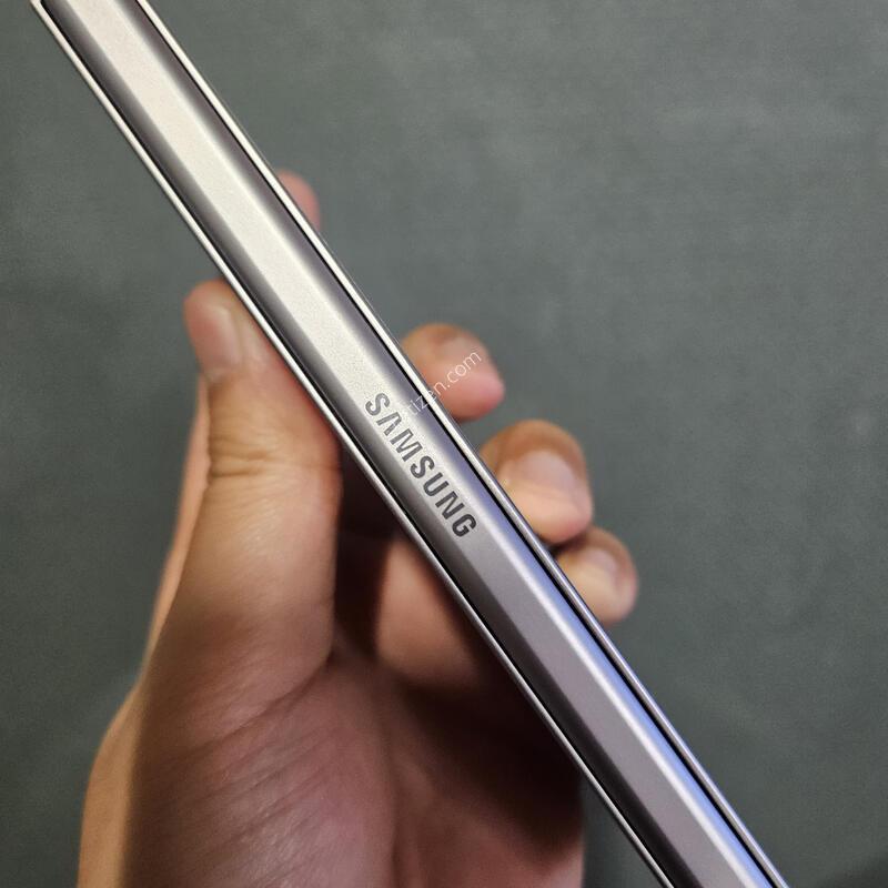 ������ ����6 256GB �ǹ� �������� �Ǹ�