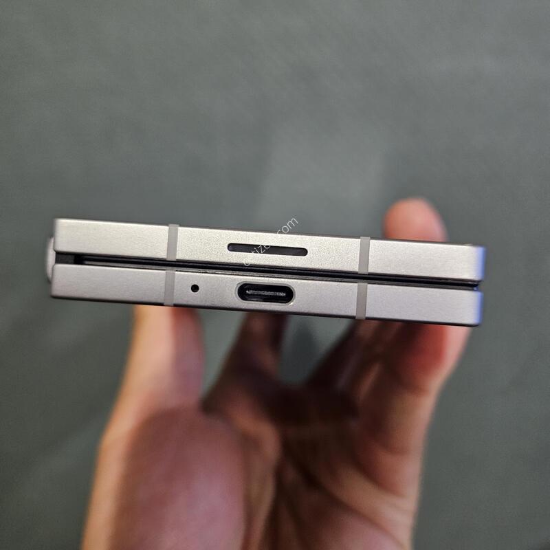 ������ ����6 256GB �ǹ� �������� �Ǹ�