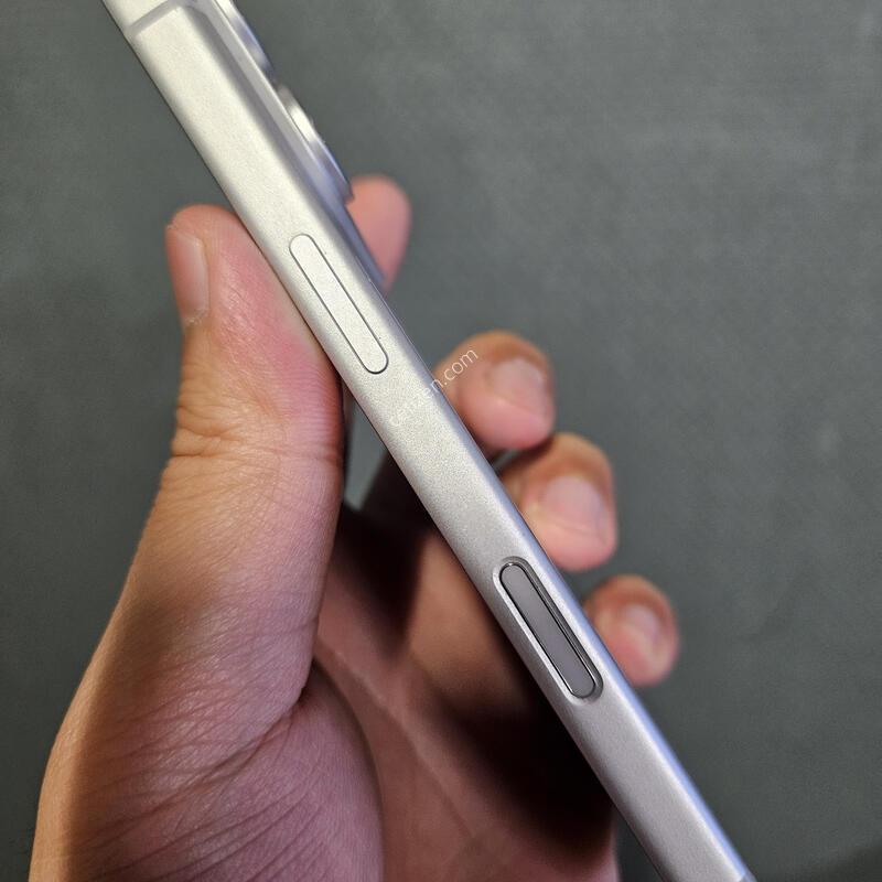 ������ 17����256GB �ǹ� ���͸�100%
