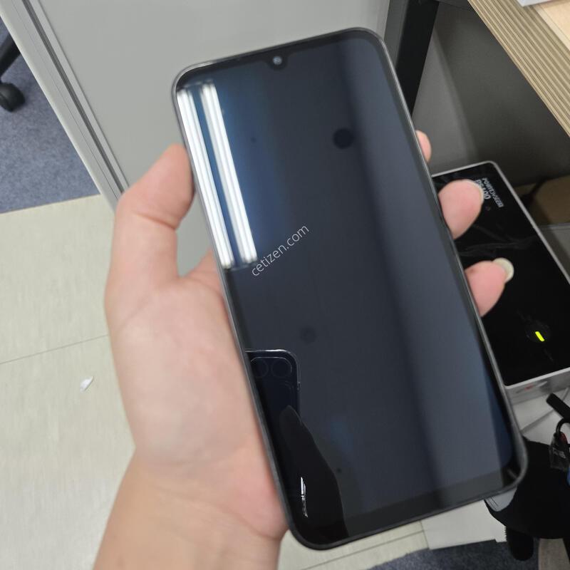 ������ ���̵�7 �׷��� 128GB �ܰ������ܻ���