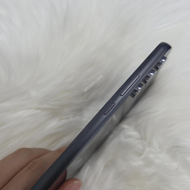 ����4 787