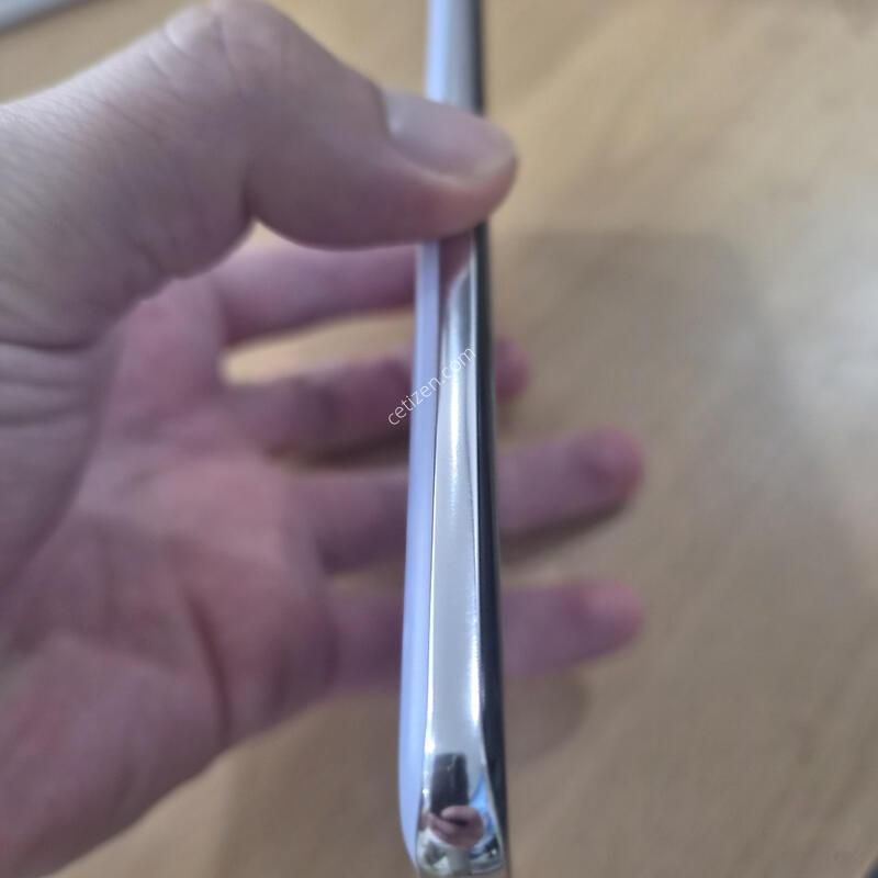 ����������2 ����