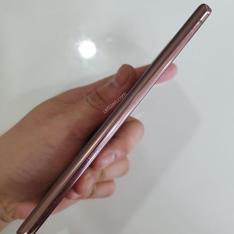 �����ó�Ʈ20 256G ���ܻ� ���±� �߰��� �����