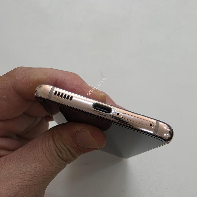 ������ S21���̿÷� ���ܻ� ��������
