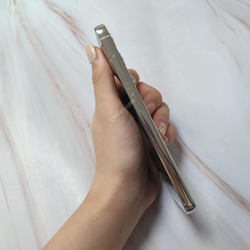 KT ������ S23 ũ�� 256G A�� �Ǹ��մϴ�